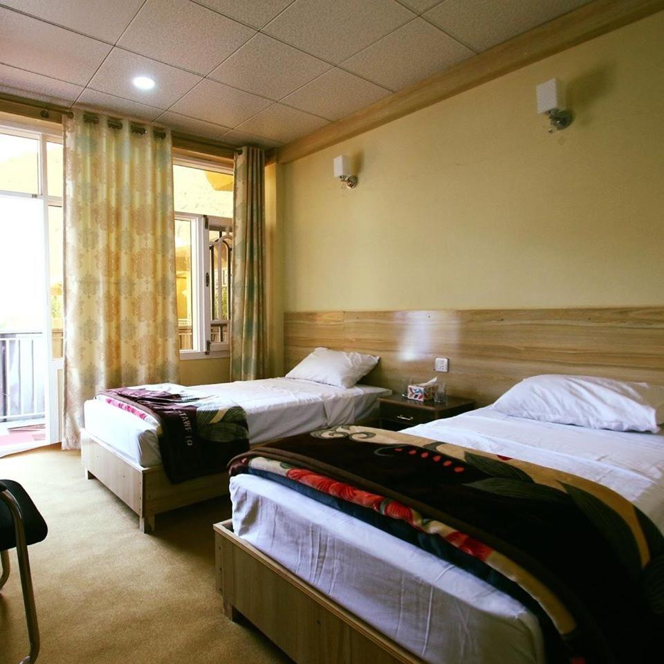 Hotel Oshin Hunza photo 2