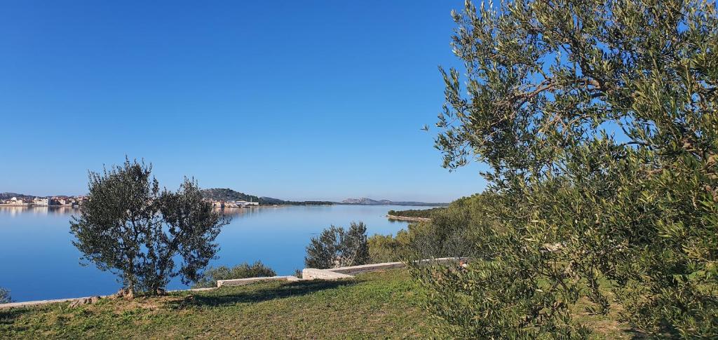 Hana Home - Apartments Tisno photo 1