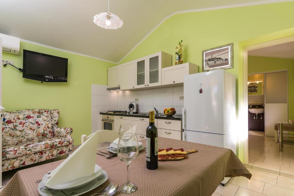 Apartments Korina photo 3