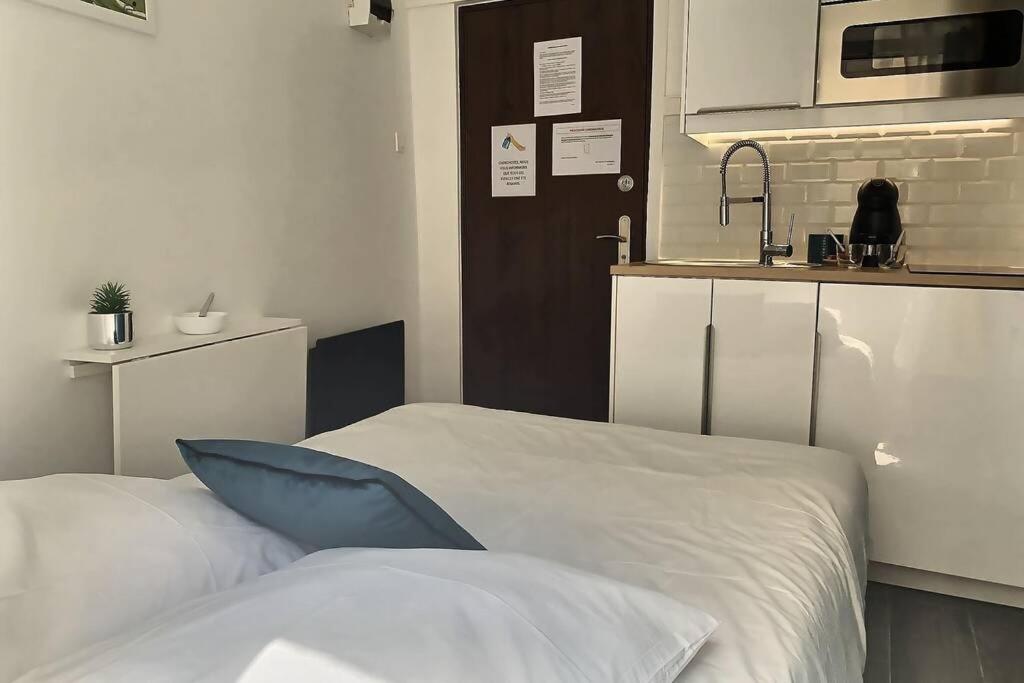 Appart' Studette Cosy à 15min de Paris La Défense (Appart' Studette Cosy a 15min de Paris La Defense) - Thumbnail image