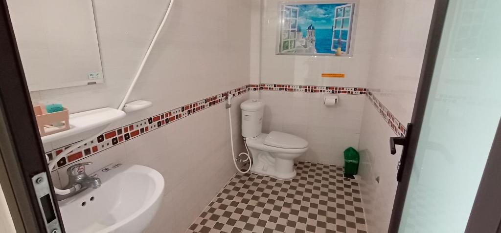 Семейный (Семейный двухместный номер с 1 кроватью), Family Transit 2 Hotel