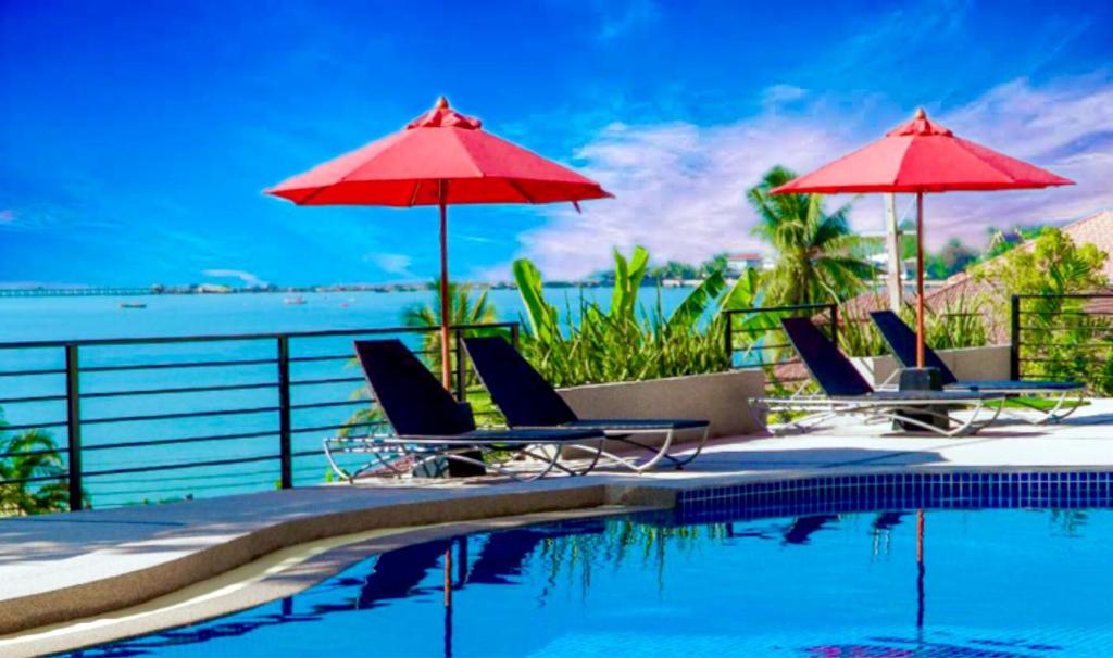 Play Phala Beach Rayong photo 4