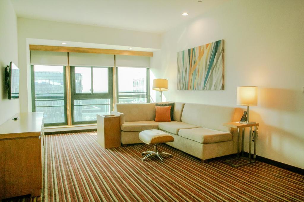 Hyatt Place Shenzhen Airport photo 3
