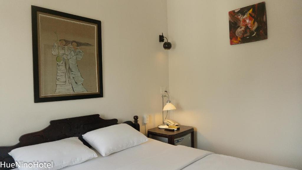 Двухместный (Улучшенный номер с кроватью размера «king-size»), Hue Nino Hotel