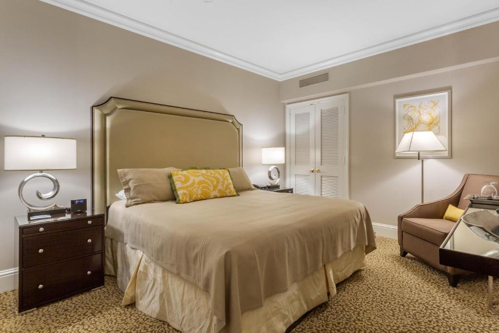 Omni Berkshire Place Room Type - Executive King Room