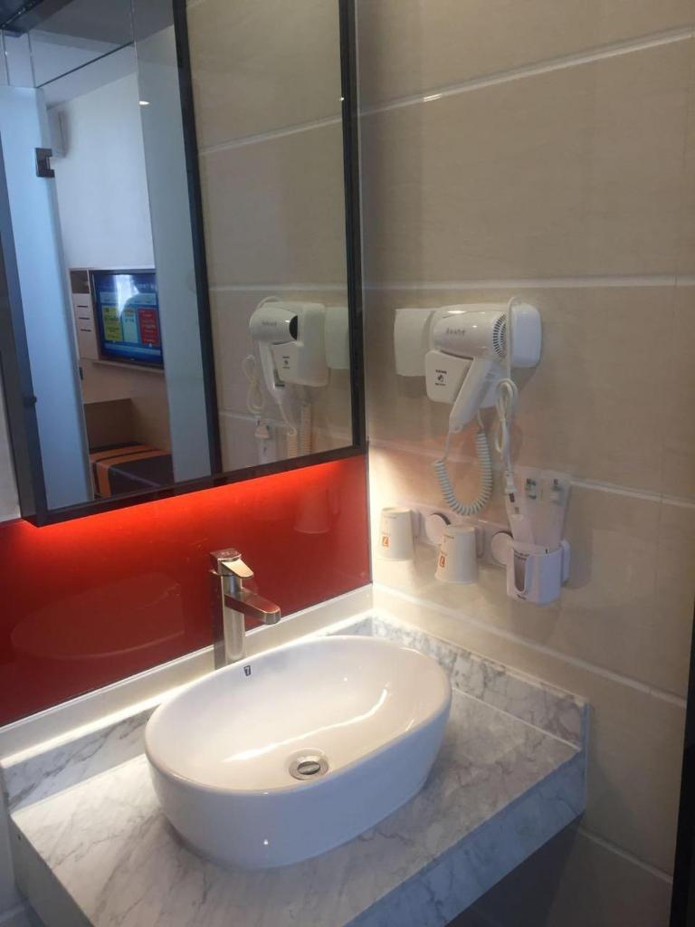 7Days Premium Wuzhong Wanda Plaza Branch photo 2