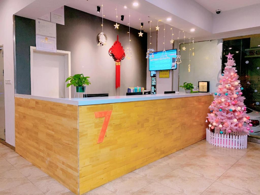7Days Premium Guangzhou Zengcheng Xintang Plaza Branch photo 2