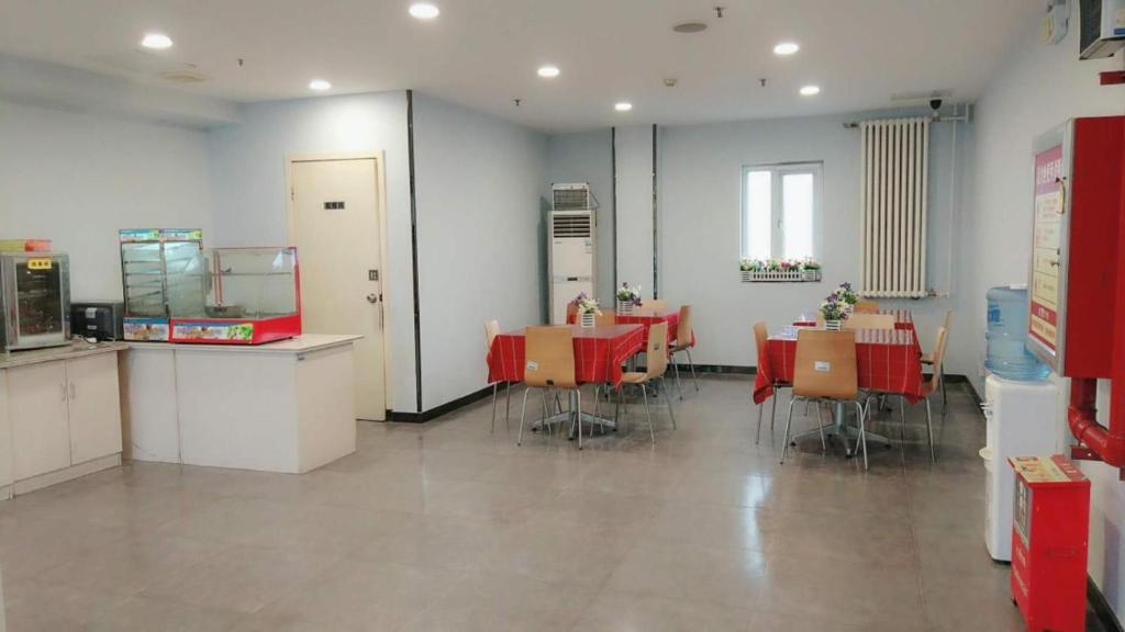 7Days Premium Qingdao Xianggang Middle Road Zhiqun Road Subway Station Branch photo 4