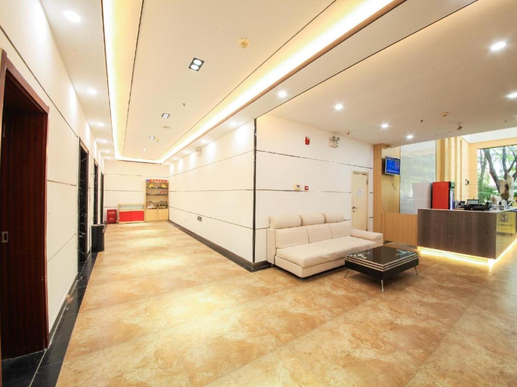 7Days Premium Jinan Beiyuan Street Red Star Macalline Branch photo 3