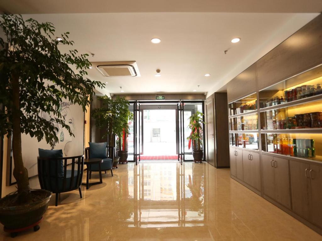 7Days Premium Xi'ning Dashizi Center Branch photo 3