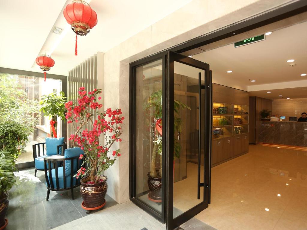 7Days Premium Xi'ning Dashizi Center Branch photo 4