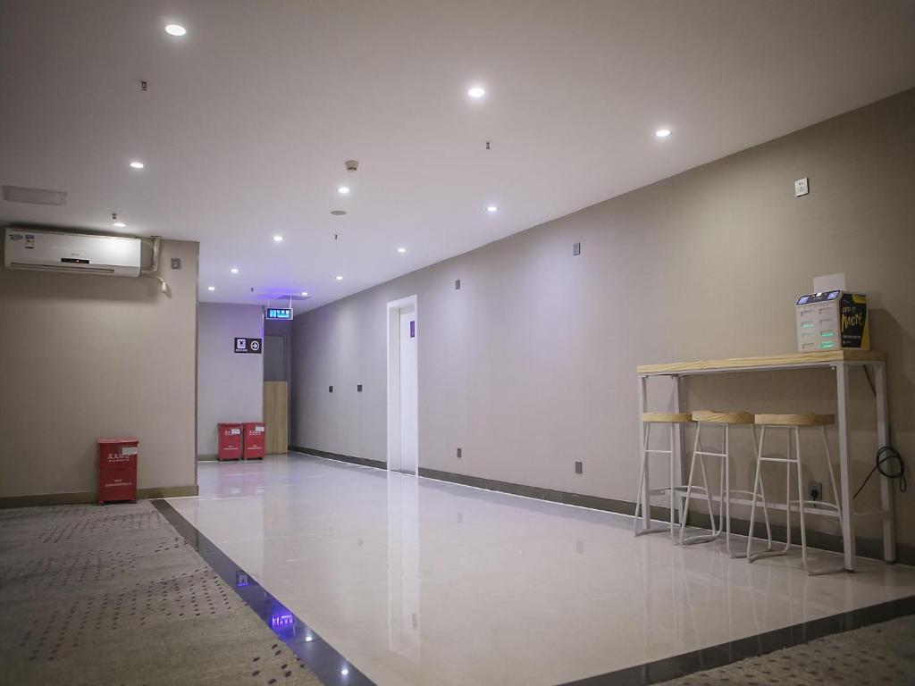 7Days Premium Shenzhen Zhuzilin Subway Station photo 2