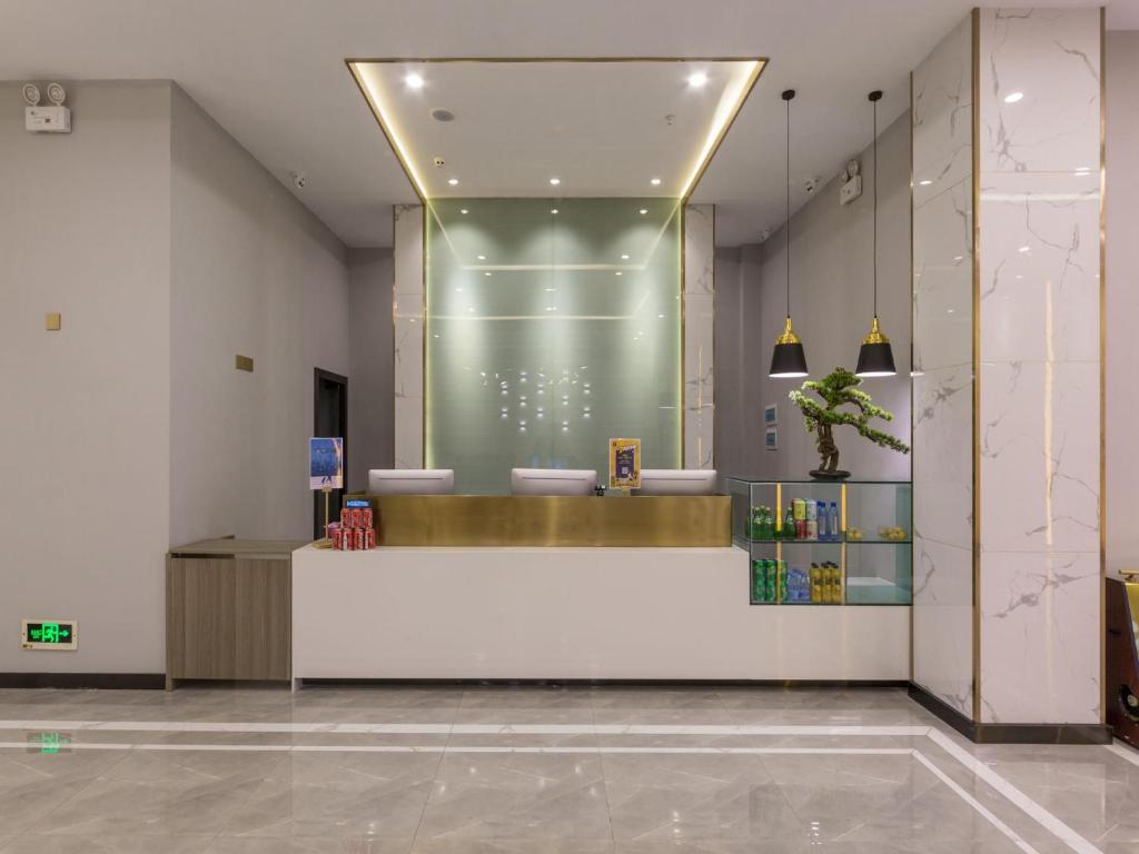 7Days Premium Kunming East Railway Station Juhua Airport Bus Metro Station Branch photo 1