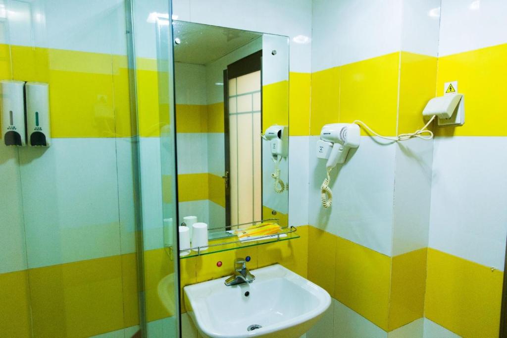 Двухместный (Двухместный номер с 1 кроватью), 7Days Inn Chengdu Huayang Center
