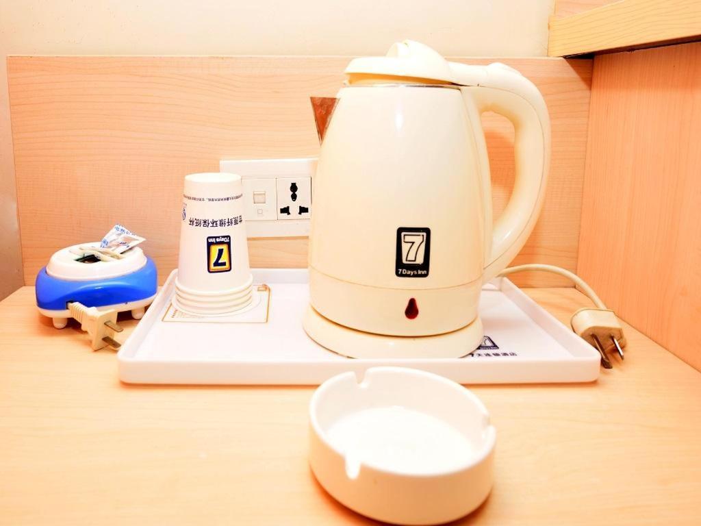 7Days Inn Kaifeng Gulou Square Xueyuanmen photo 1
