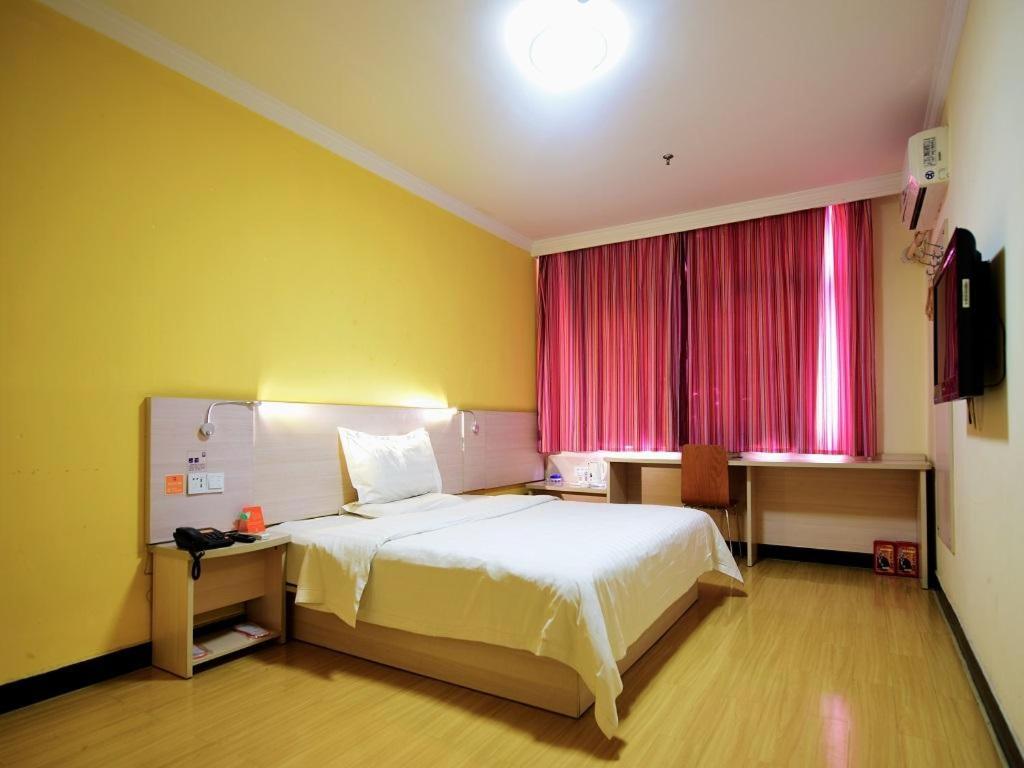 7Days Inn Kaifeng Gulou Square Xueyuanmen photo 4