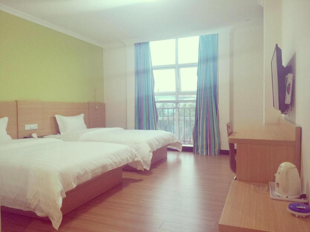 7 Days Inn Foshan Pingzhou Jade Street Branch photo 2