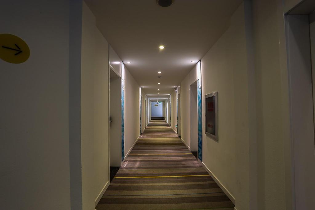 7Days Inn Ulanqab Jining Train Station Branch photo 3