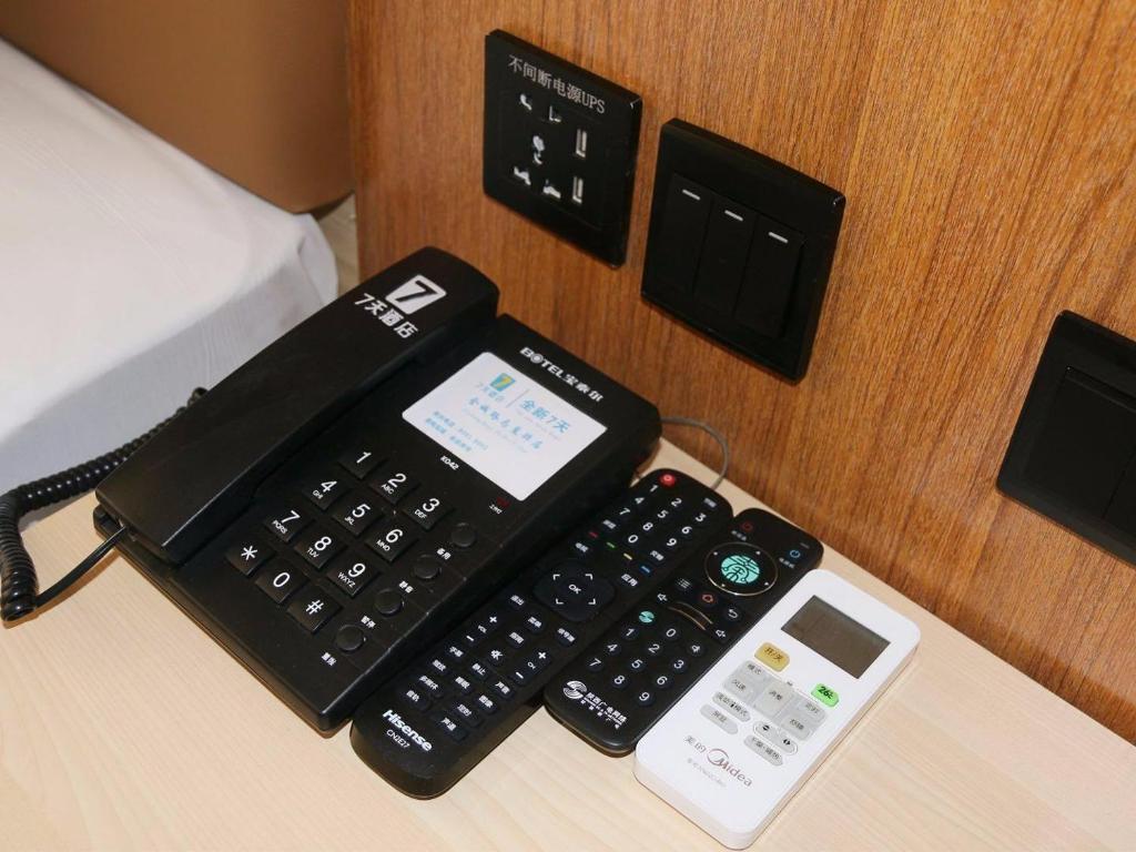 7Days Inn Xianyang Xingping Jincheng Road Branch photo 3