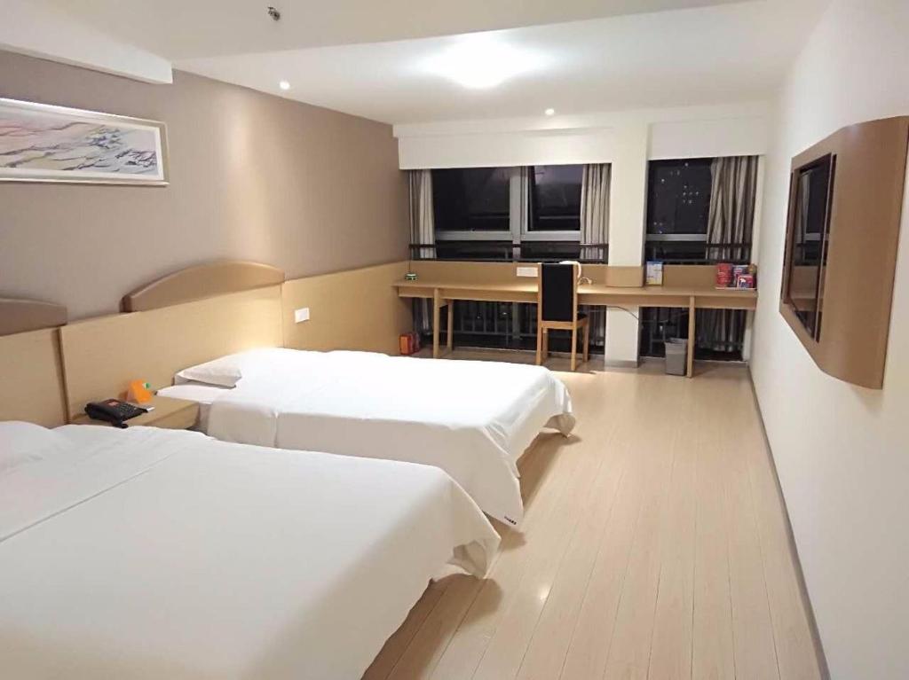 Двухместный (Двухместный номер с 2 отдельными кроватями), 7Days Inn Chengdu Chunxi Road