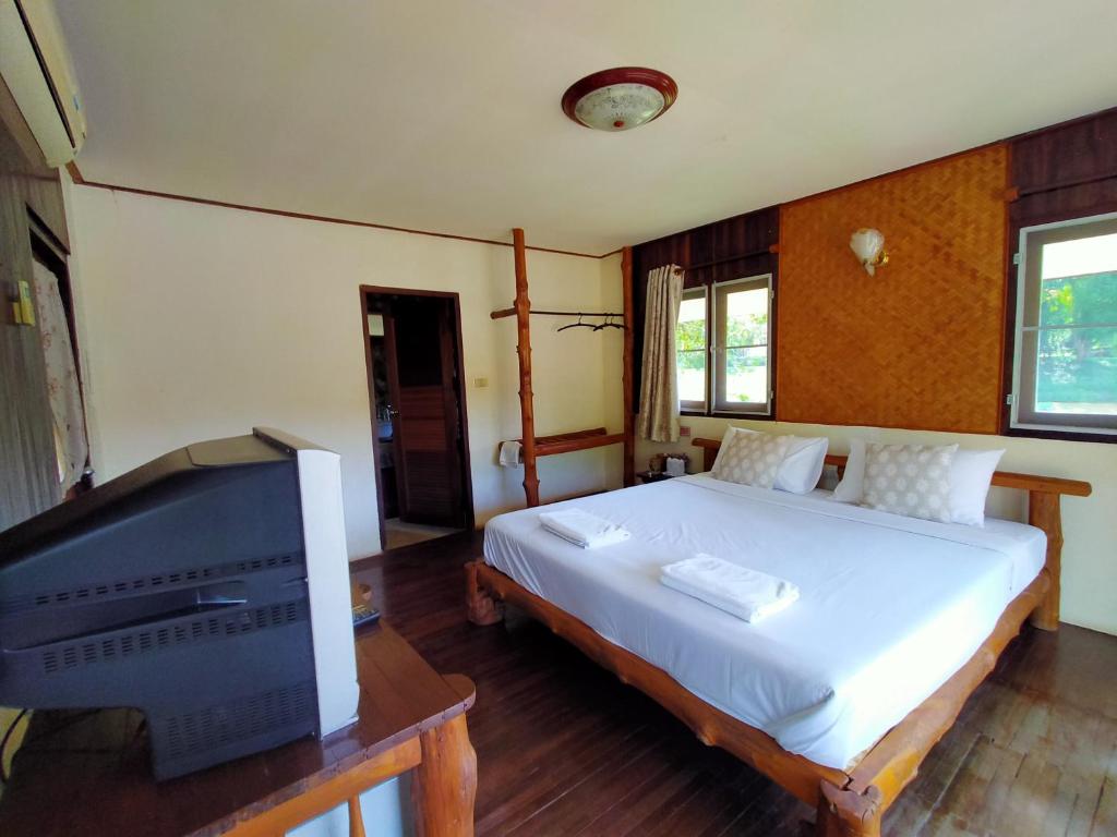 River Kwai Park & Resort photo 4