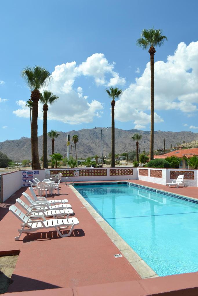 El Rancho Dolores Motel at Joshua Tree National Park image