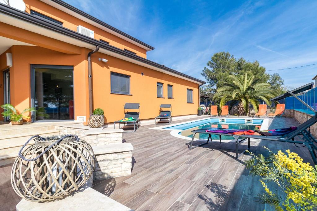 Villa Veronica with great sea view & private pool - calm & relax holidays in Istria photo 2