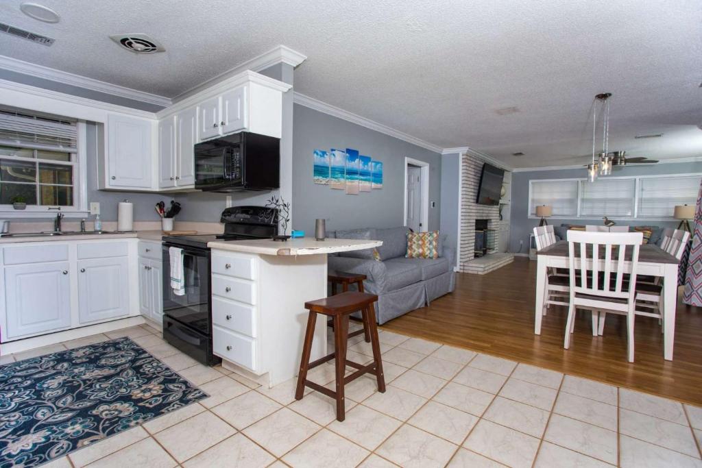 Elliott Point Vacation Home photo 1