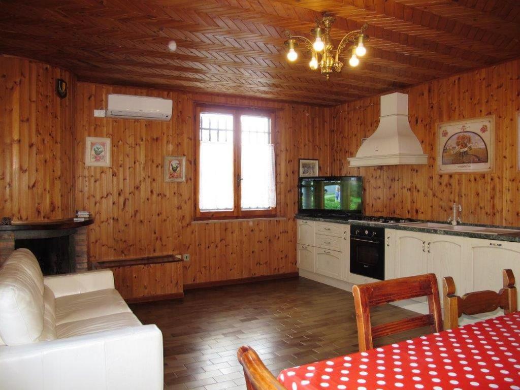 2 bedrooms appartement with shared pool and furnished garden at Ramazzano Le Pulci photo 4