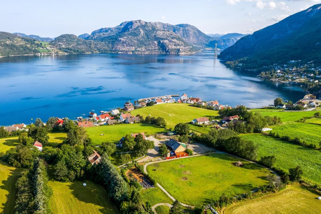 Lysefjorden - Gøysa Gard
