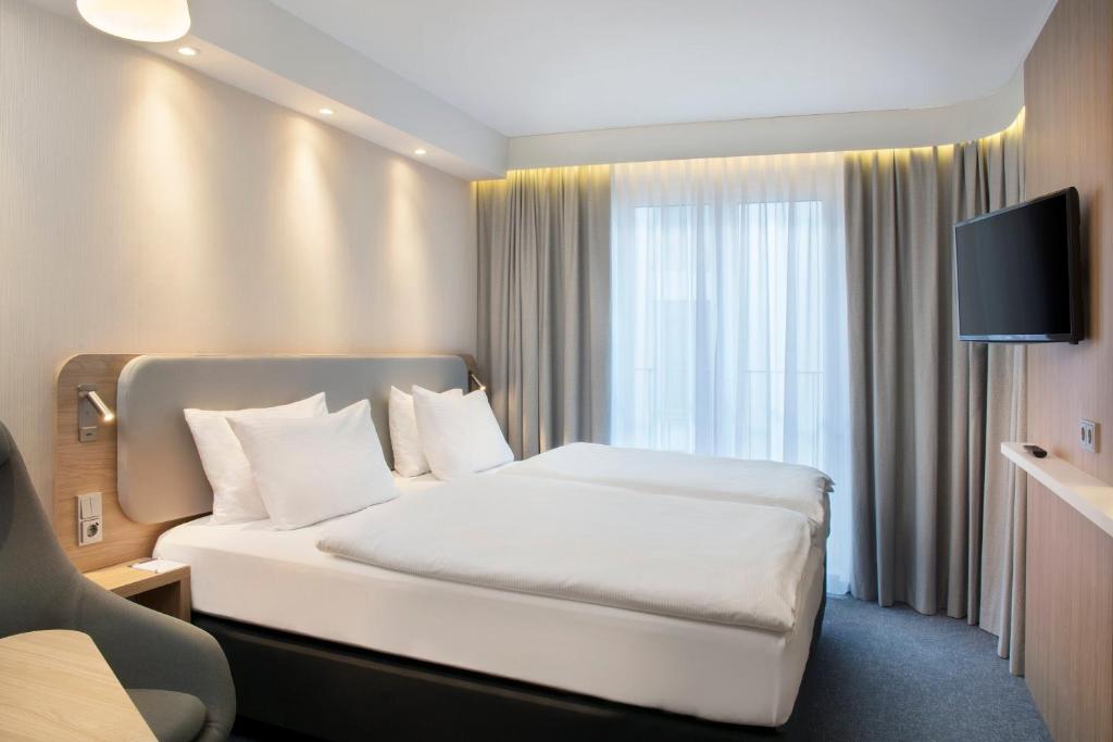 Двухместный (Двухместный номер с 2 отдельными кроватями), Holiday Inn Express Baden-Baden