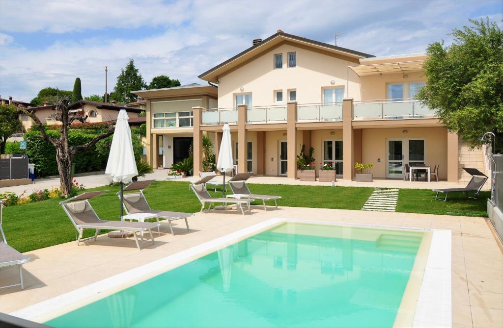 Garda Bloom Holiday Apartments photo 1