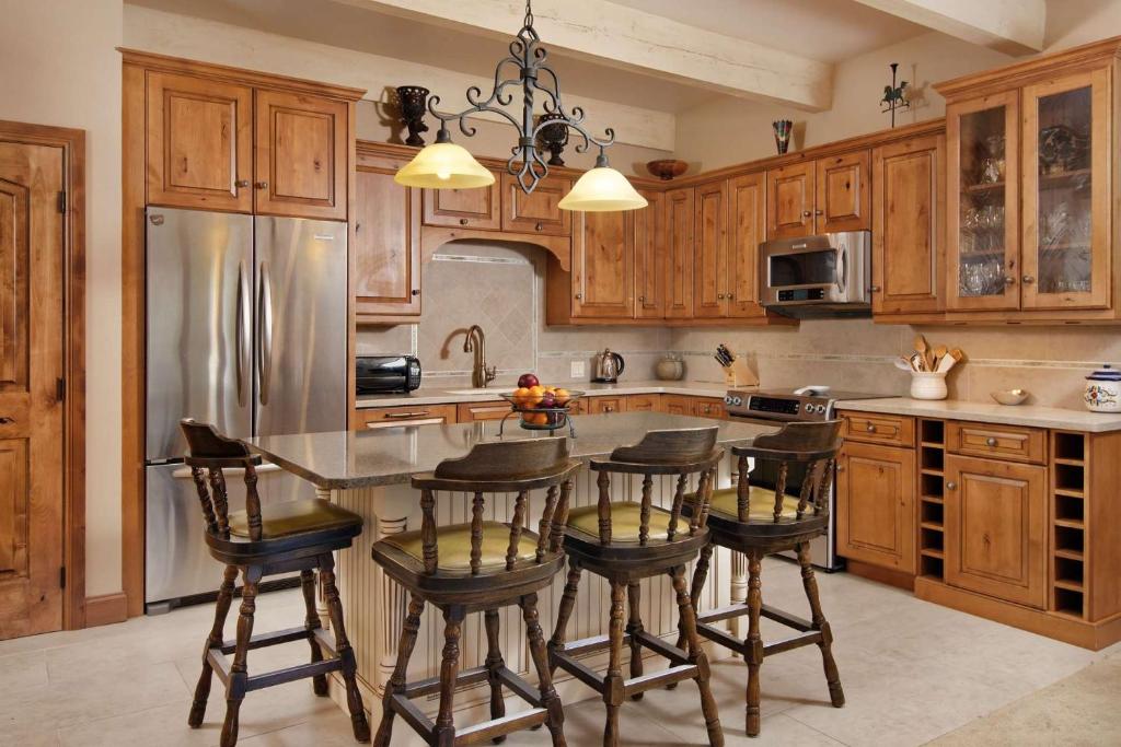 Chateau DuMont 17 photo 3
