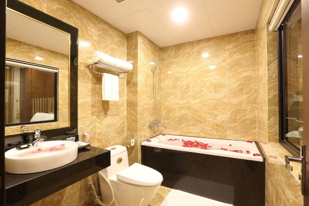 Двухместный (Day Use (giá trong ngày, sử dụng 2 tiếng) - Double Room), Au Viet Hotel