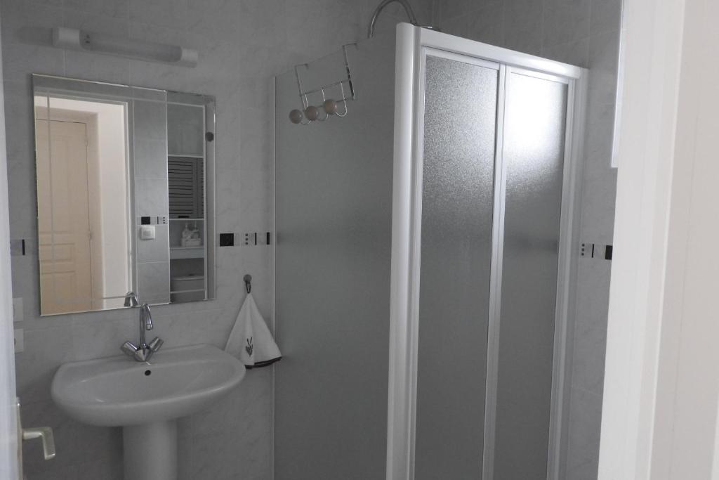 Chambres d'Hotes Elvire et Laurent Barbey photo 3