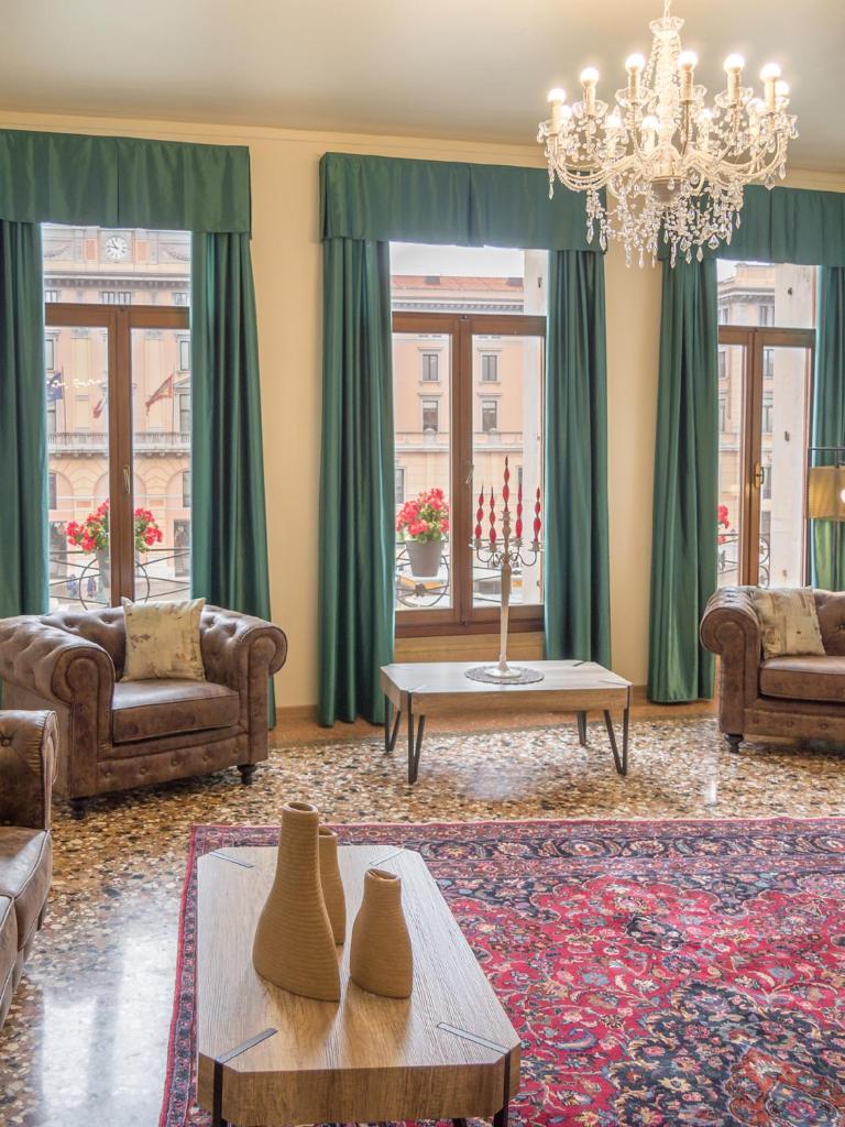 Grand Canal Suite by Wonderful Italy photo 3