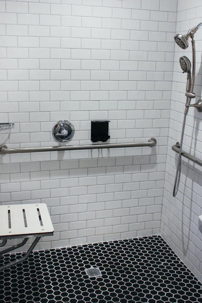 Signature Inn Oakland photo 4