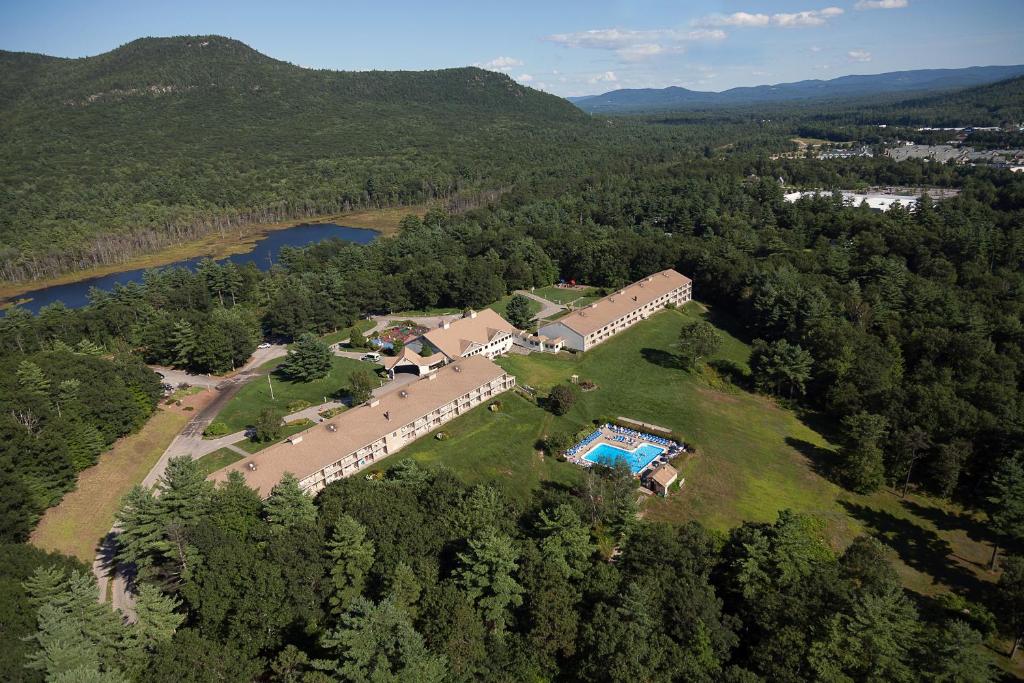 Fox Ridge Resort image