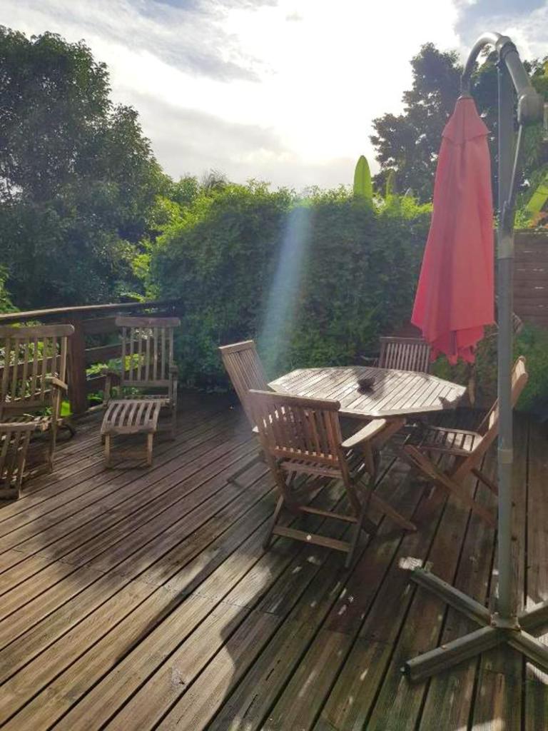 Appartement de 2 chambres avec piscine privee jacuzzi et jardin clos a Le Moule