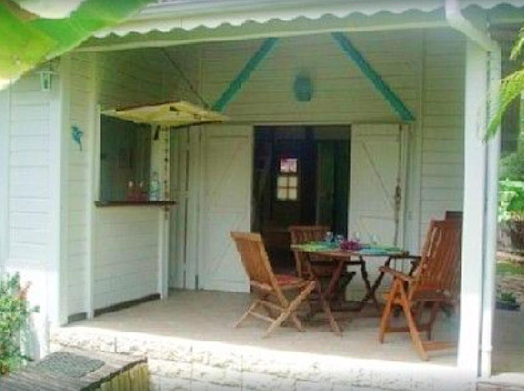 Maison de 3 chambres avec jardin clos et wifi a saint anne