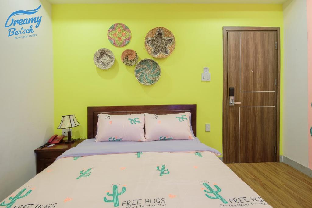 Двухместный (Улучшенный двухместный номер с 1 кроватью), Azure Hotel Da Nang