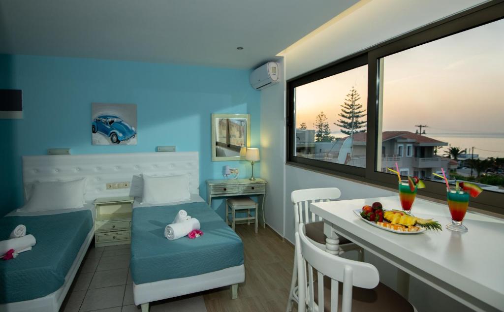 Kastro Beach Apartments photo 3