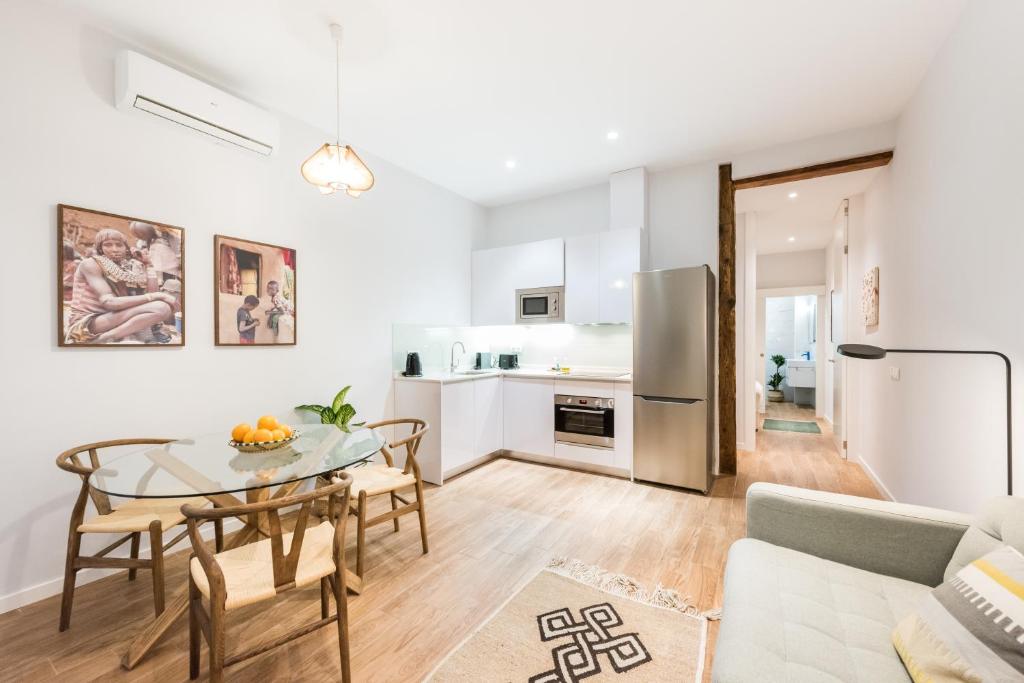 NEW DESIGN APARTMENT BARRIO DE LAS LETRAS