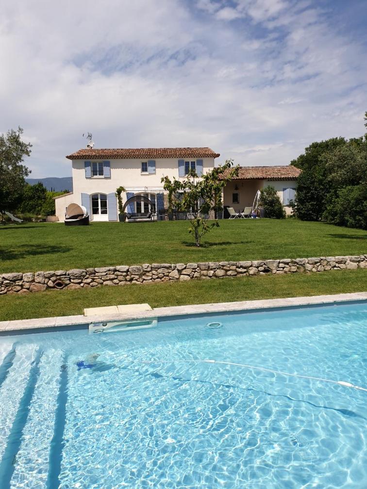 Villa vue imprenable sur château photo 2