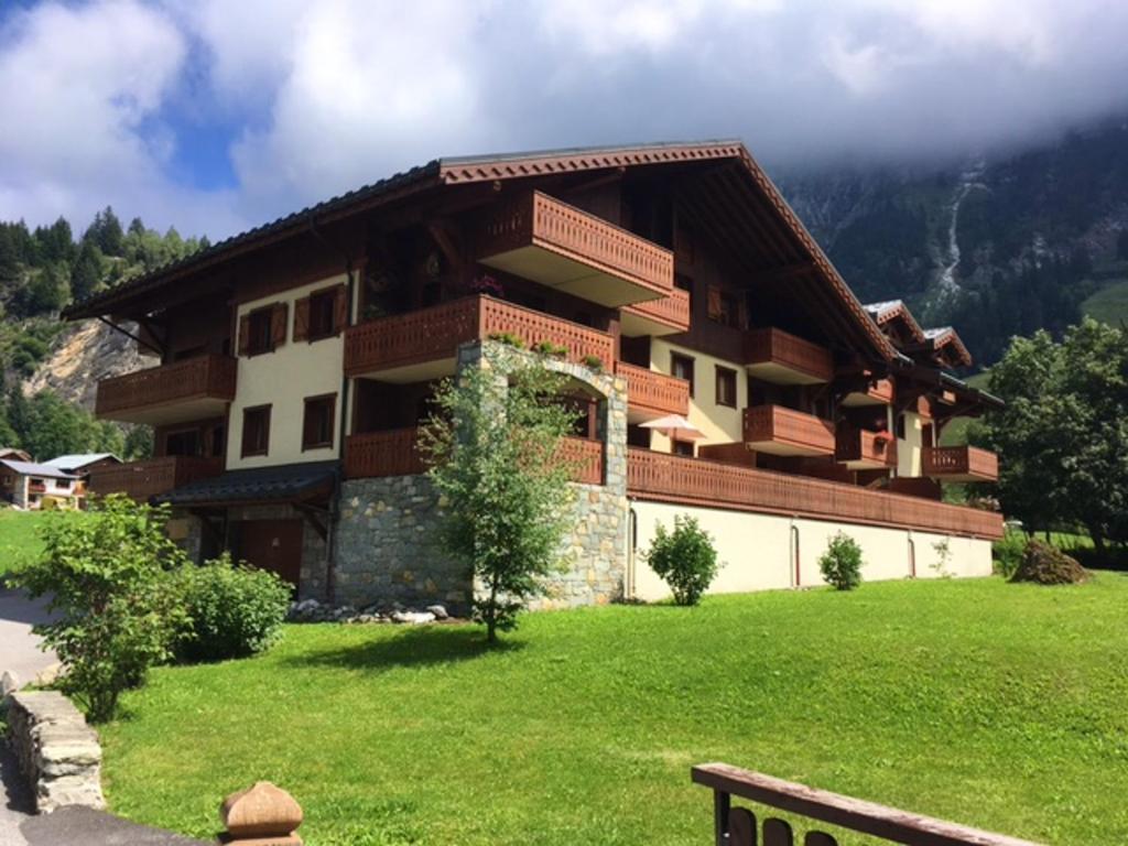 Appartement de 2 chambres a Pralognan la Vanoise a 900 m des pistes avec balcon amenage et wifi photo 1