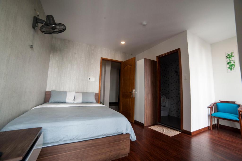 Двухместный (Стандартный номер с кроватью размера «king-size»), Tre Việt Tuy Hòa Hotel