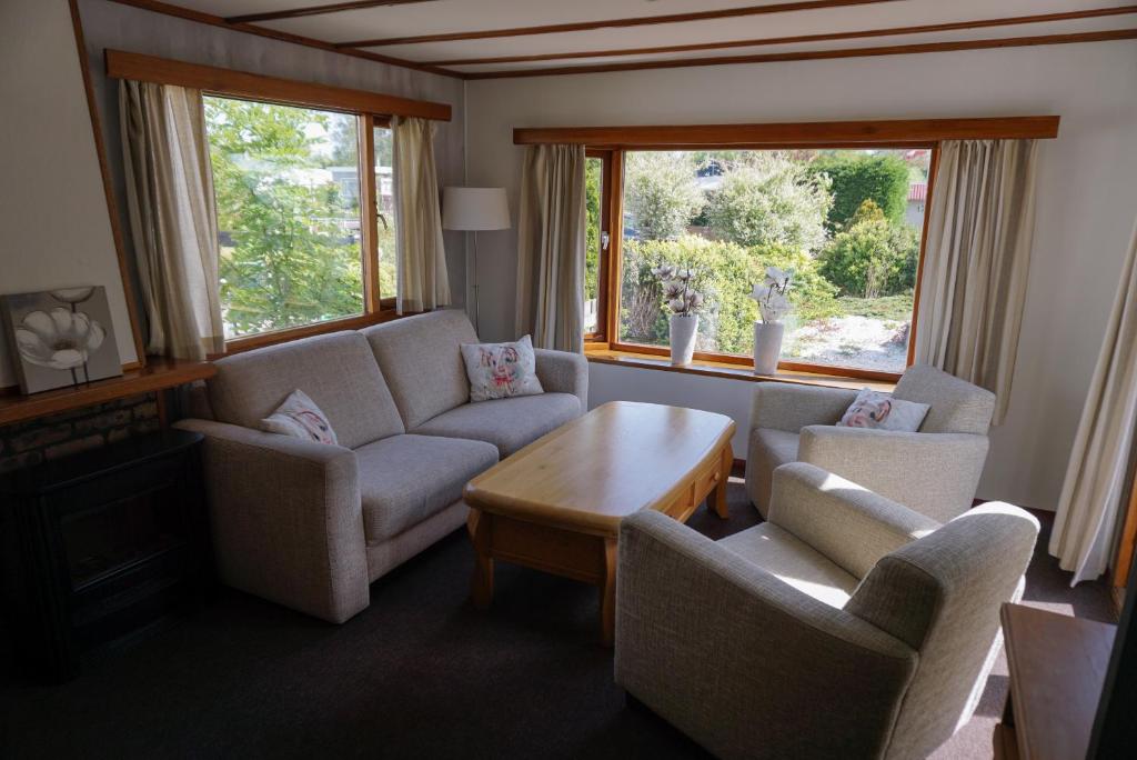 Chalet at a holiday park in Opmeer near Amsterdam photo 3
