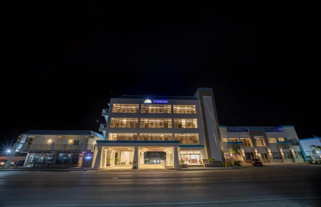Surfrider Resort Hotel photo 1