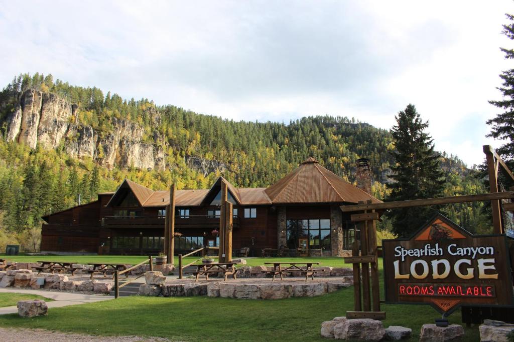 Spearfish Canyon Lodge image