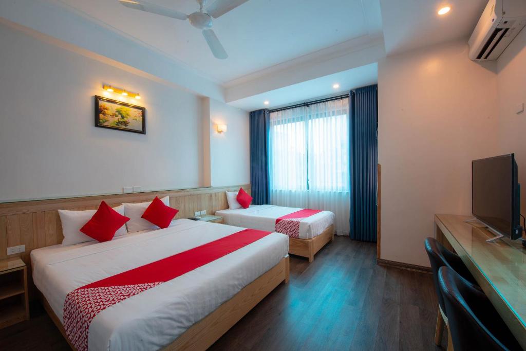Трехместный (Улучшенный трехместный номер), Jeju Hanoi Hotel